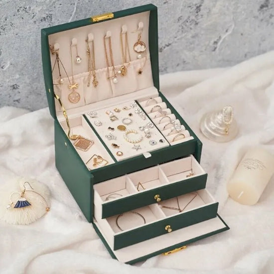 Bijoux emmêlés 