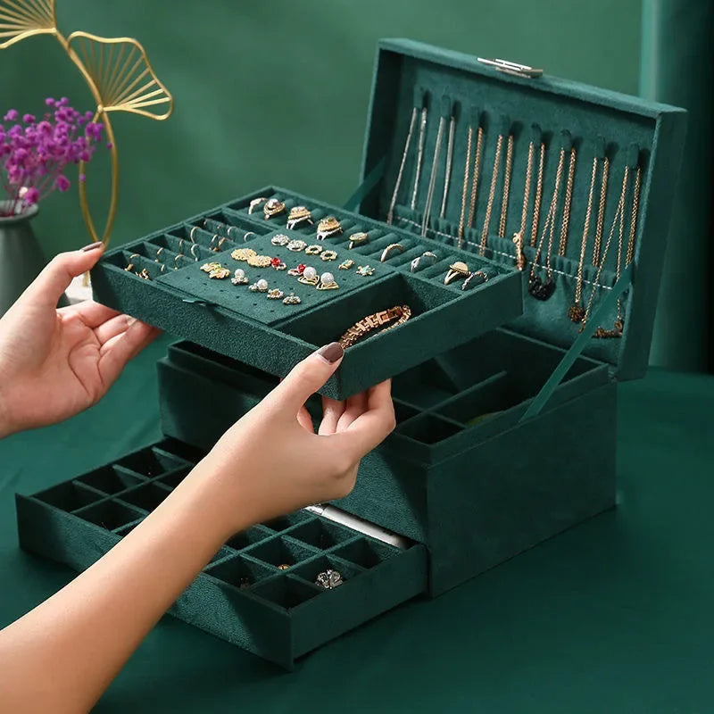 Boîte à Bijoux avec Tiroirs ouverte