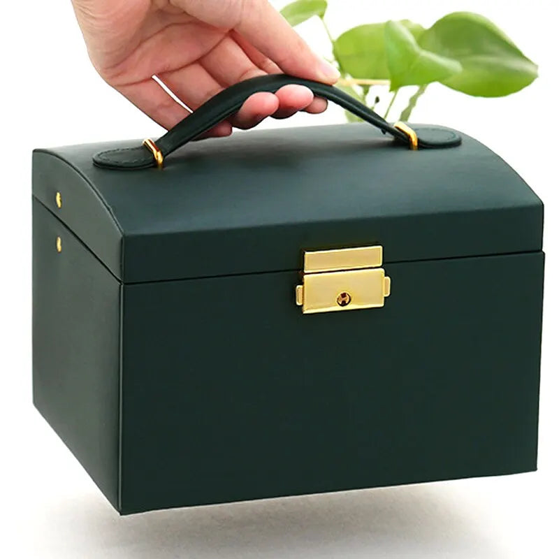 Boite à bijoux de voyage vert fermée